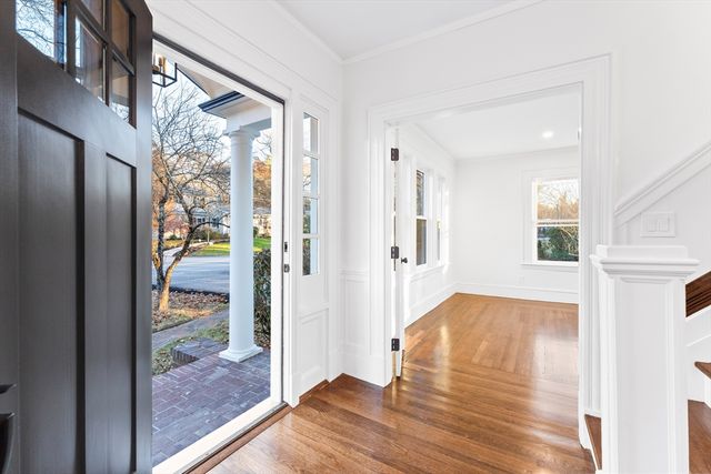 204 Lincoln St, Franklin, MA 02038