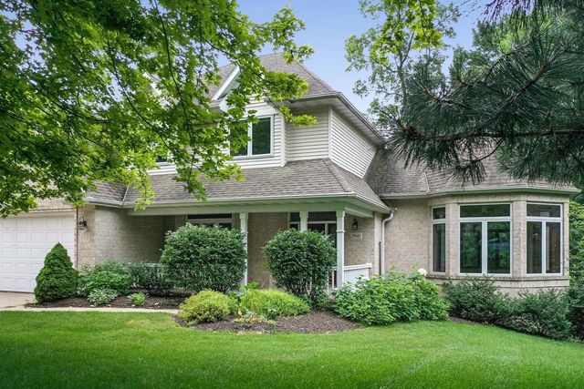 2941 S TELEMARK CIRCLE, Green Bay, WI 54313