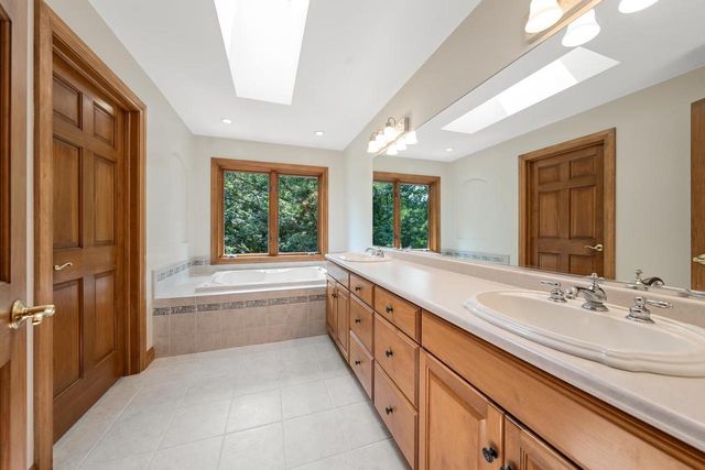 2941 S TELEMARK CIRCLE, Green Bay, WI 54313