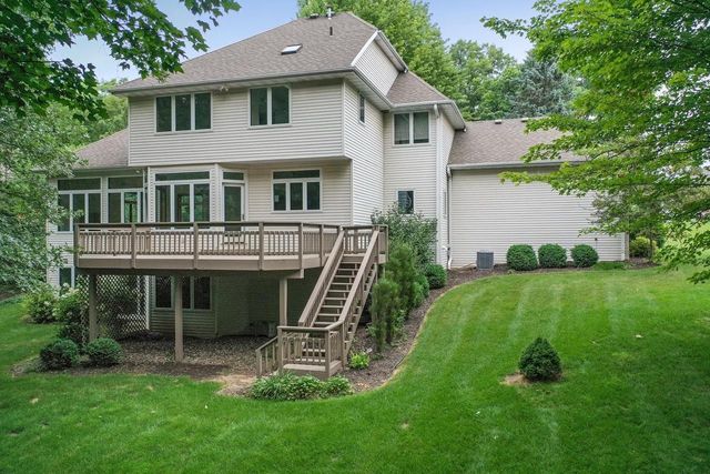 2941 S TELEMARK CIRCLE, Green Bay, WI 54313