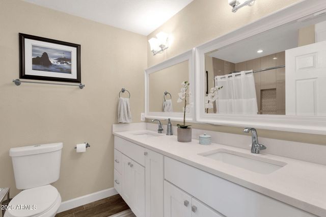 8614 E SHERIDAN Street, Scottsdale, AZ 85257