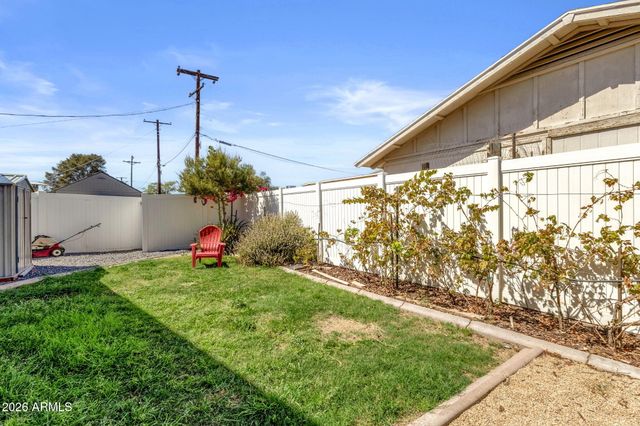 8614 E SHERIDAN Street, Scottsdale, AZ 85257