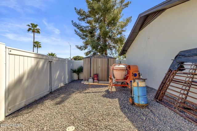 8614 E SHERIDAN Street, Scottsdale, AZ 85257