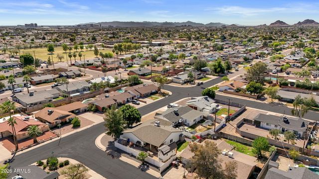 8614 E SHERIDAN Street, Scottsdale, AZ 85257