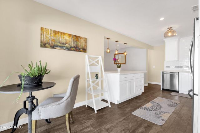 8614 E SHERIDAN Street, Scottsdale, AZ 85257