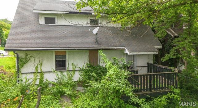 3636 Pine Grove Avenue, St Louis, MO 63121