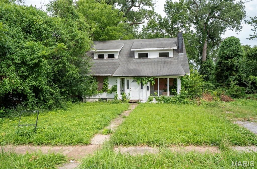 3636 Pine Grove Avenue, St Louis, MO 63121