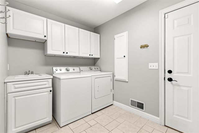 494 Anchor Lane, Portage, MI 49002