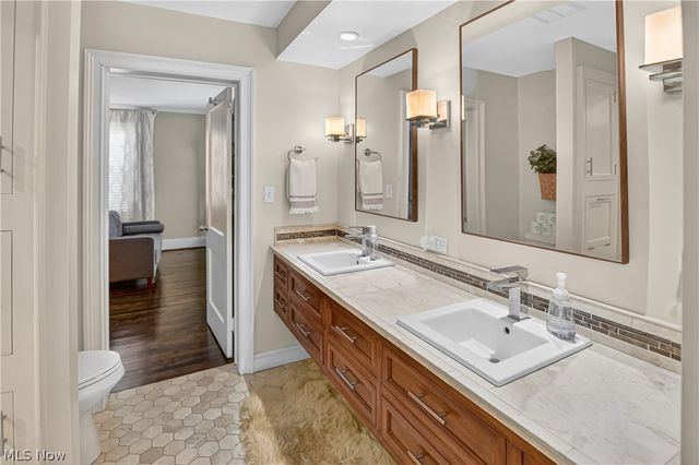126 Columbus Street, Elyria, OH 44035