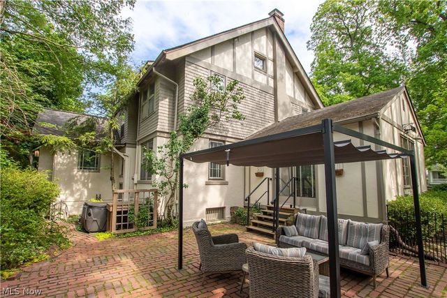 126 Columbus Street, Elyria, OH 44035