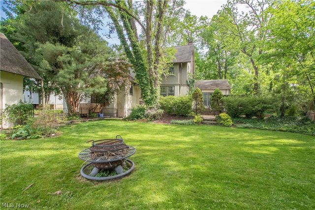 126 Columbus Street, Elyria, OH 44035