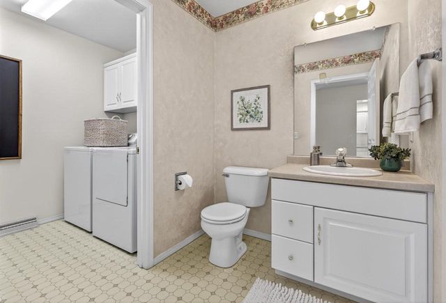 3209 N MISTWOOD LANE, Appleton, WI 54914