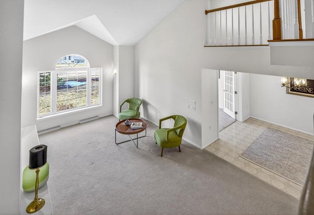 3209 N MISTWOOD LANE, Appleton, WI 54914