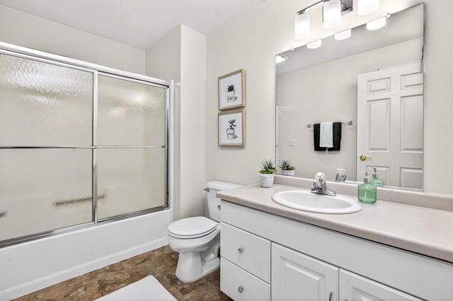 3209 N MISTWOOD LANE, Appleton, WI 54914