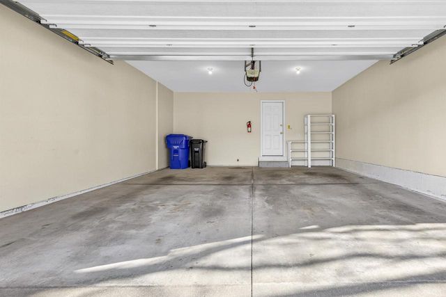 3209 N MISTWOOD LANE, Appleton, WI 54914