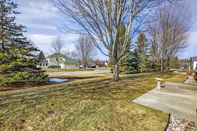 3209 N MISTWOOD LANE, Appleton, WI 54914