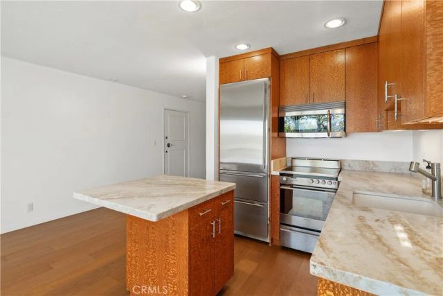 200 Mcneil 215, Newport Beach, CA 92663