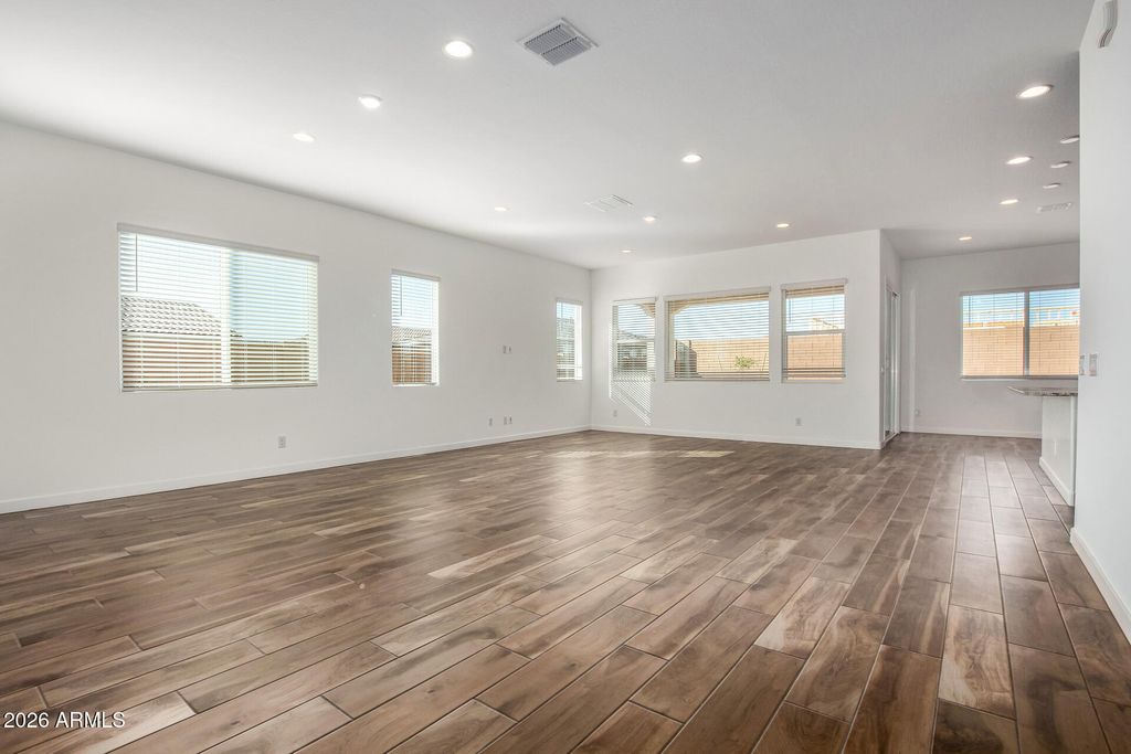14958 W SMOKETREE Drive, Surprise, AZ 85387 — photo 3