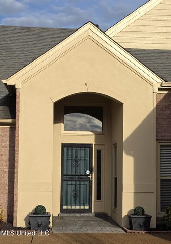 8318 Waverly Cove, Olive Branch, MS 38654