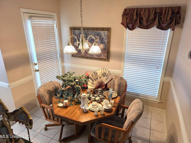 8318 Waverly Cove, Olive Branch, MS 38654