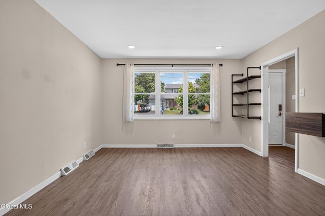 111 Daytona Avenue, Albany, NY 12203
