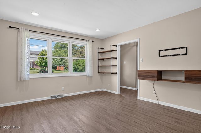 111 Daytona Avenue, Albany, NY 12203