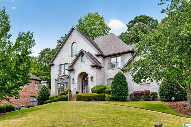 909 VESTLAKE HOLLOW CIRCLE, Vestavia Hills, AL 35242