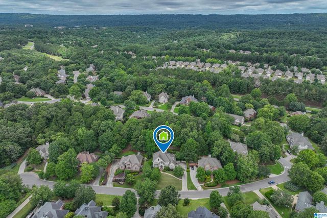 909 VESTLAKE HOLLOW CIRCLE, Vestavia Hills, AL 35242
