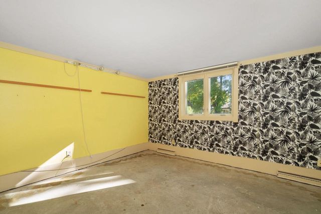 100 Valley View Court, Verona, WI 53593
