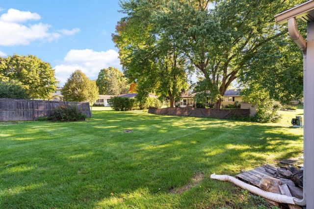 100 Valley View Court, Verona, WI 53593