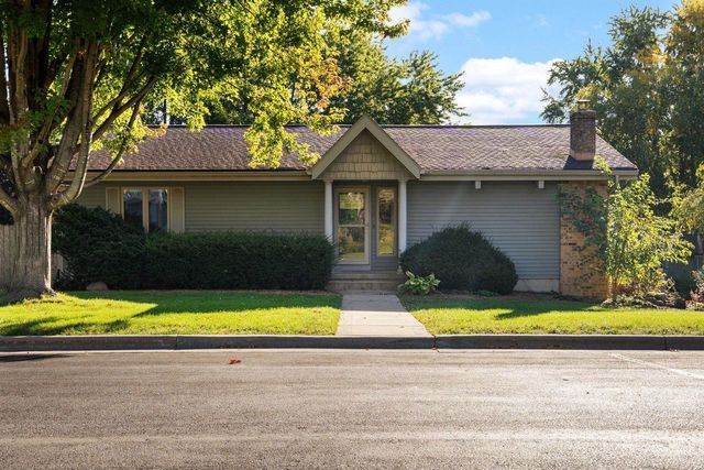 100 Valley View Court, Verona, WI 53593