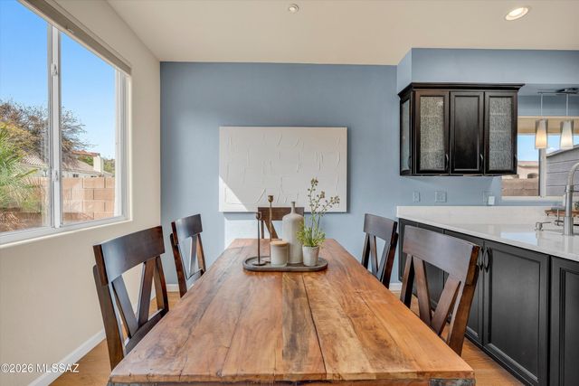 11986 N Labyrinth Drive, Oro Valley, AZ 85737