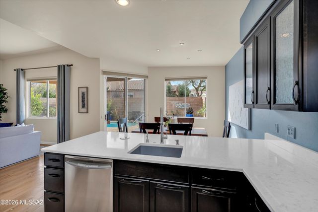 11986 N Labyrinth Drive, Oro Valley, AZ 85737