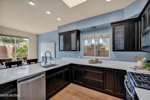 11986 N Labyrinth Drive, Oro Valley, AZ 85737