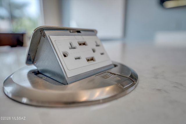 11986 N Labyrinth Drive, Oro Valley, AZ 85737