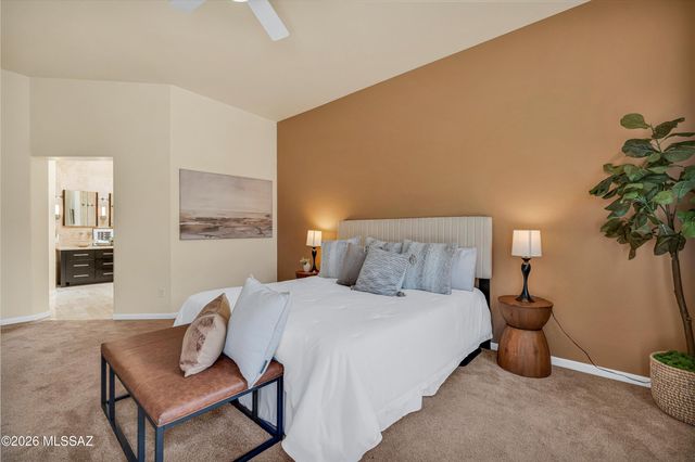 11986 N Labyrinth Drive, Oro Valley, AZ 85737