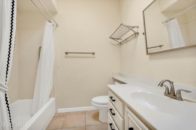 11986 N Labyrinth Drive, Oro Valley, AZ 85737