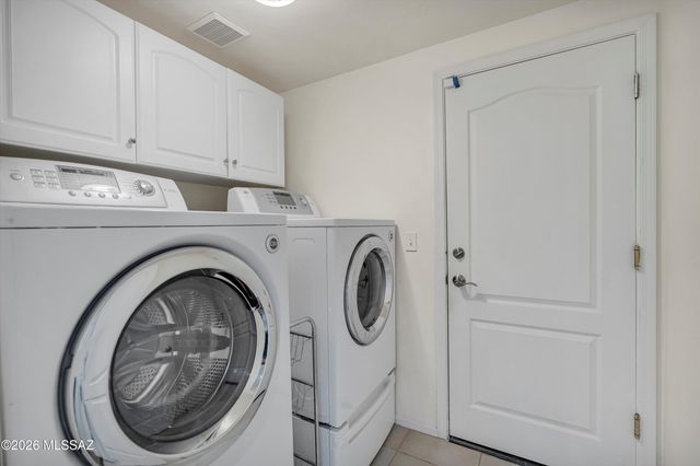 11986 N Labyrinth Drive, Oro Valley, AZ 85737