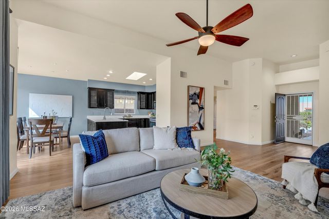 11986 N Labyrinth Drive, Oro Valley, AZ 85737