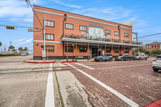 104 Moody Avenue 313, Galveston, TX 77550