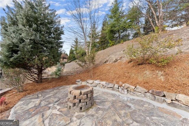 6514 Lemon Grass Lane, Flowery Branch, GA 30542