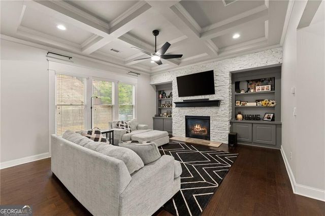 6514 Lemon Grass Lane, Flowery Branch, GA 30542