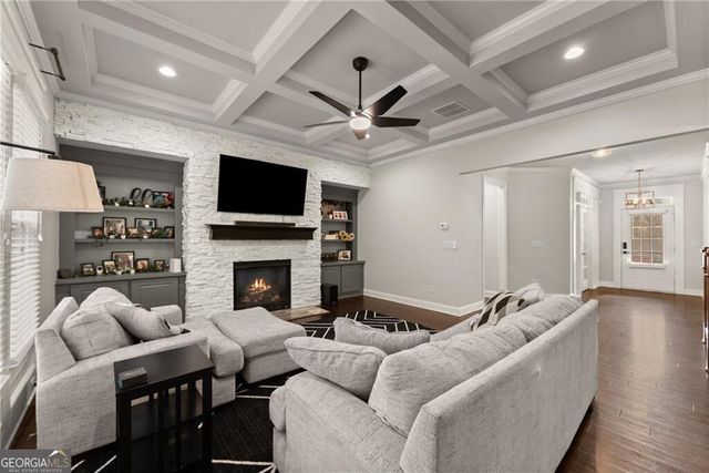 6514 Lemon Grass Lane, Flowery Branch, GA 30542