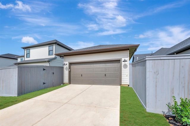 16718 Vibrant Avenue, Hockley, TX 77447