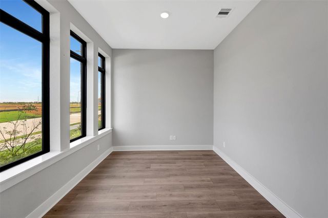 16718 Vibrant Avenue, Hockley, TX 77447