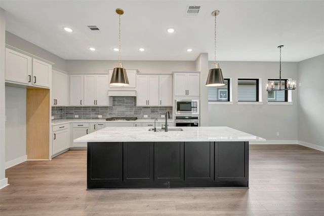 16718 Vibrant Avenue, Hockley, TX 77447