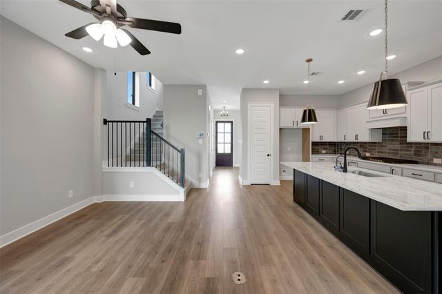 16718 Vibrant Avenue, Hockley, TX 77447