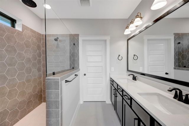 16718 Vibrant Avenue, Hockley, TX 77447