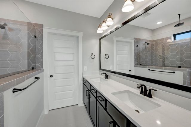 16718 Vibrant Avenue, Hockley, TX 77447