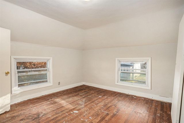 111 River Drive, Three Rivers, MI 49093